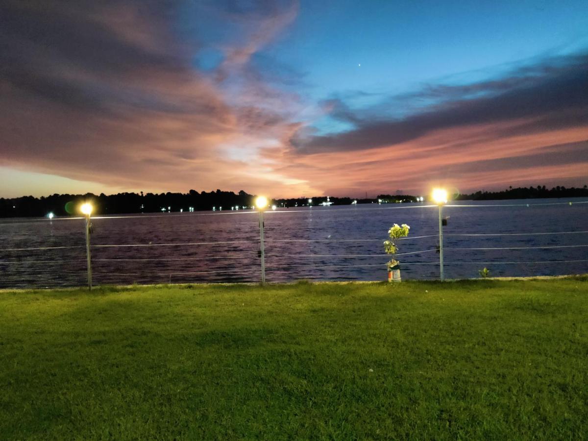 Apartmán Wind &Waves Kollam Exteriér fotografie